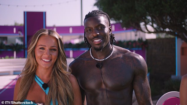 Meg and Dejon got off to a shaky start as she admitted that she's 50/50 about him due to his comments about his partying, but they soon resolved their differences