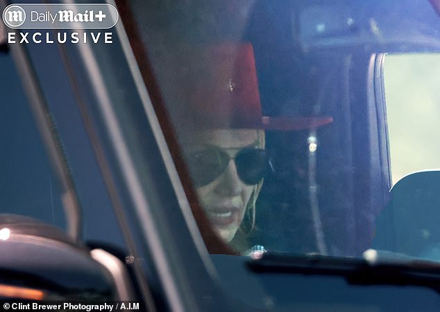 The 18-year-old donned a gray sweater and some jeans for the outing, while Spears was seen behind the wheel wearing a red fedora and dark sunglasses