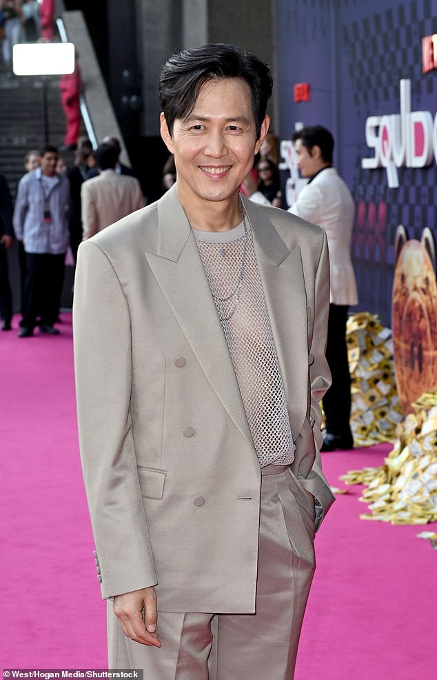 She joined Lee Jung-Jae, who plays main character Seong Gi-hun in the Netflix series, and looked stylish on the pink carpet