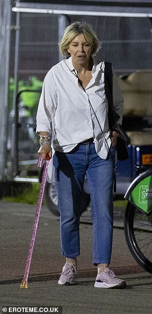 In her latest outing, Leslie kept it casual
