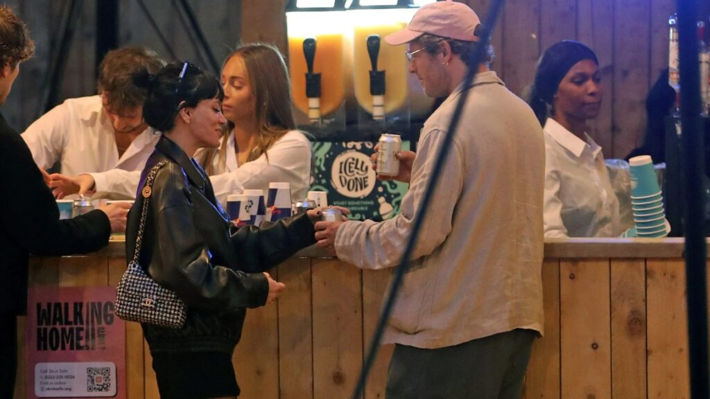 Lily Allen seen on ‘date’ with top Brit TV star at festival after joining dating app