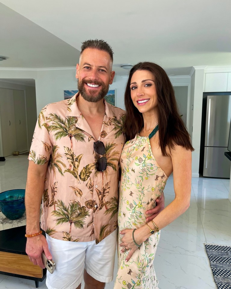 Ioan Gruffudd and Bianca Gruffudd announcing their pregnancy.