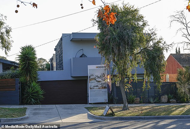 It was revealed earlier this month Georgia and Lee were set to put their marital home in Melbourne under the hammer this weekend