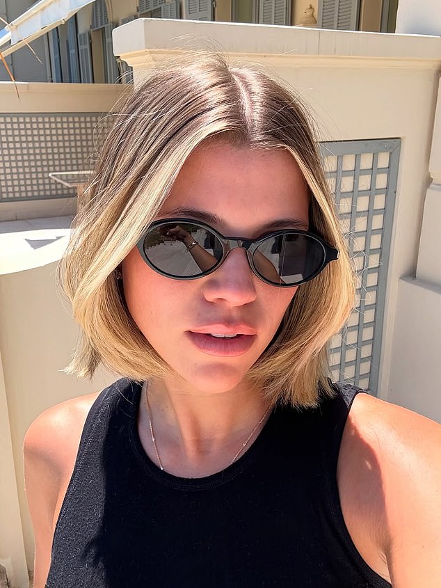 Looking stunning in a black top and striped skirt, the style star posed confidently with her fresh cut¿captioning the snaps simply: 'French Bob'
