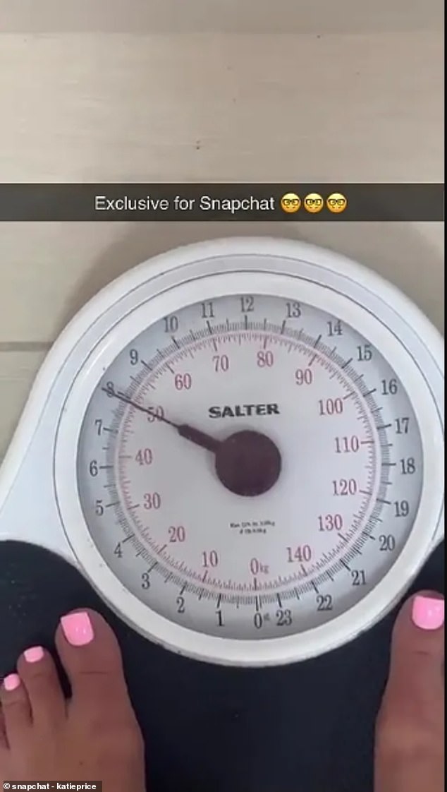 Stepping on the scales, the mum-of-five zoomed in to reveal her weight is currently 7st 12lb which includes her fillers and implants