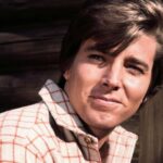 Ex-teen idol dead: 60s heartthrob star Bobby Sherman dies aged 81 after cancer battle as John Stamos leads tributes – The Sun