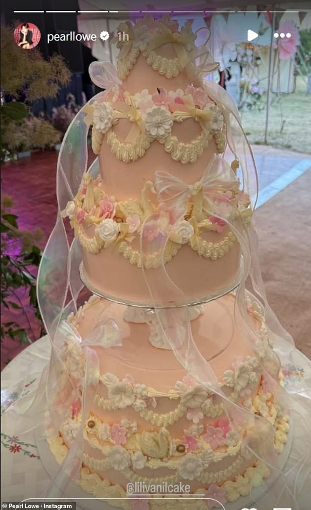 Pearl's snaps revealed special details about the wedding, including a five-tier pink, bow-clad cake by Lily Vanilli