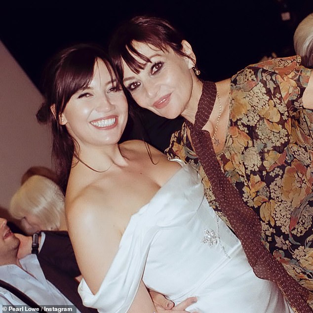 Daisy posed for gorgeous snaps with her mother, who was wearing a floral frock