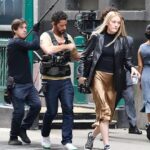 Ryan Murphy's American Love Story has continued filming American Love Story - an anthology series about the romance of John F. Kennedy Jr and Carolyn Bessette. One of the biggest blunders according to fans involved sneakers, specifically Sarah wearing Converse sneakers for a scene