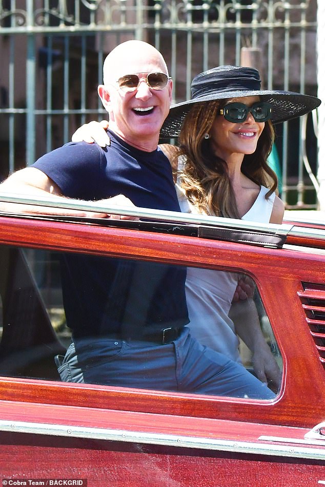 Jeff Bezos, 61, really wanted to see Lauren Sanchez wearing her wedding dress prior to their nuptials- he even 'begged' at one point - but the bride wasn¿t having it. Pictured Sunday in Venice, Italy