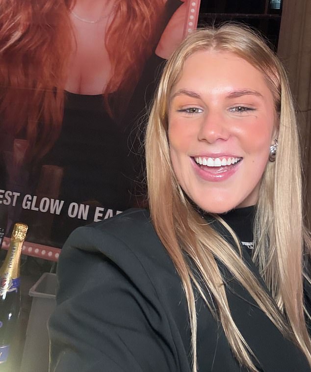 Brooke Warne has stunned her followers with a striking new look – and fans say she has never looked better