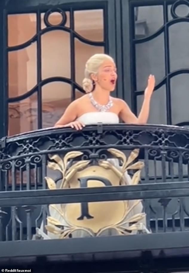 Rachel Zegler has been seen for the first time as Eva Perón in Evita on Tuesday as she performed Don't Cry For Me Argentina on the London Palladium balcony