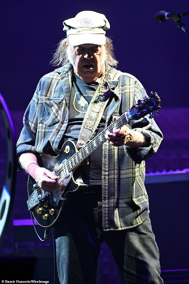 Neil Young took to the stage at Glastonbury on Saturday night but was faced with a sparse crowd compared to other performers