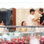 A newly single Orlando Bloom enjoyed a boys lunch with pals Tom Brady and Scooter Braun at hotel Gritti Palace this afternoon