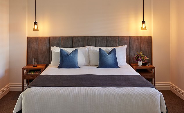 Katy can also enjoy free use of the lodge facilities, which include a wet-edge lap pool, fitness centre, and sauna