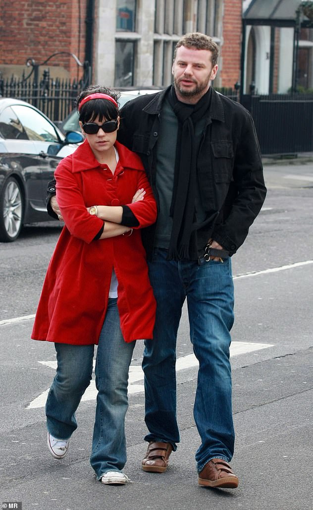 In 2008 Lily suffered a miscarriage with then partner Ed Simmons from the Chemical Brothers (pictured in 2008)