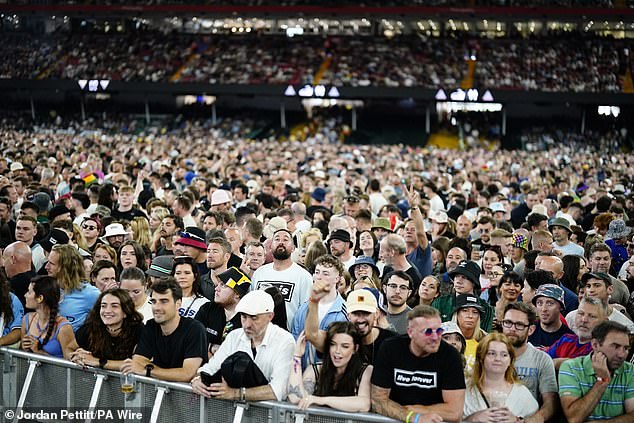 The atmosphere was incredible in the stadium as tens of thousands of fans descended on the venue