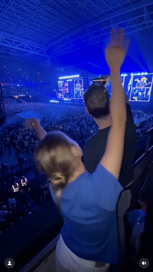 The radio presenter shared a number of videos to his Instagram, showing his daughter dancing and singing along in joy to the band - who last performed together the year she was born in 2009 (seen)