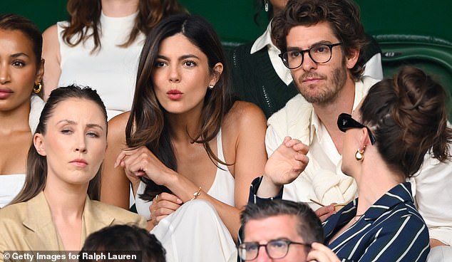 Erin chatted with fellow celebs Andrew Garfield and his rumoured girlfriend Monica Barbaro