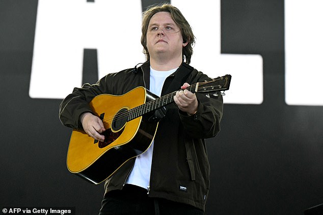 The adored Scotsman, 28, made his return to music almost two weeks ago with an epic and emotional performance at Glastonbury