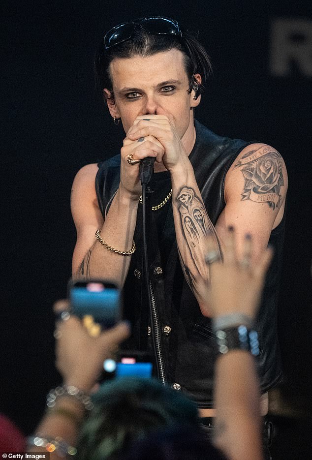 The singer, 27, real name is Dominic Harrison, has been diagnosed with tonsillitis and ordered to stay in bed for two days