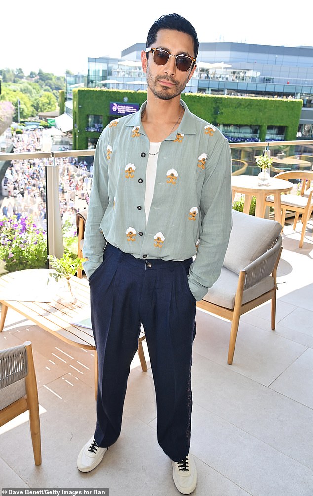 Riz looked effortlessly cool in the summer ensemble