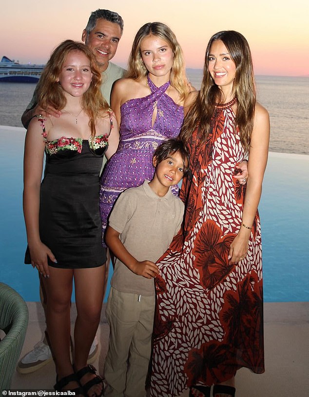 Jessica with Cash Warren and their three children Honor Marie, Haven Garner, and 6-year-old son Hayes in 2024. The pair split in January this year after 17 years of marriage