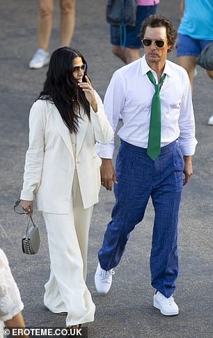 The couple looked as close as ever during the outing