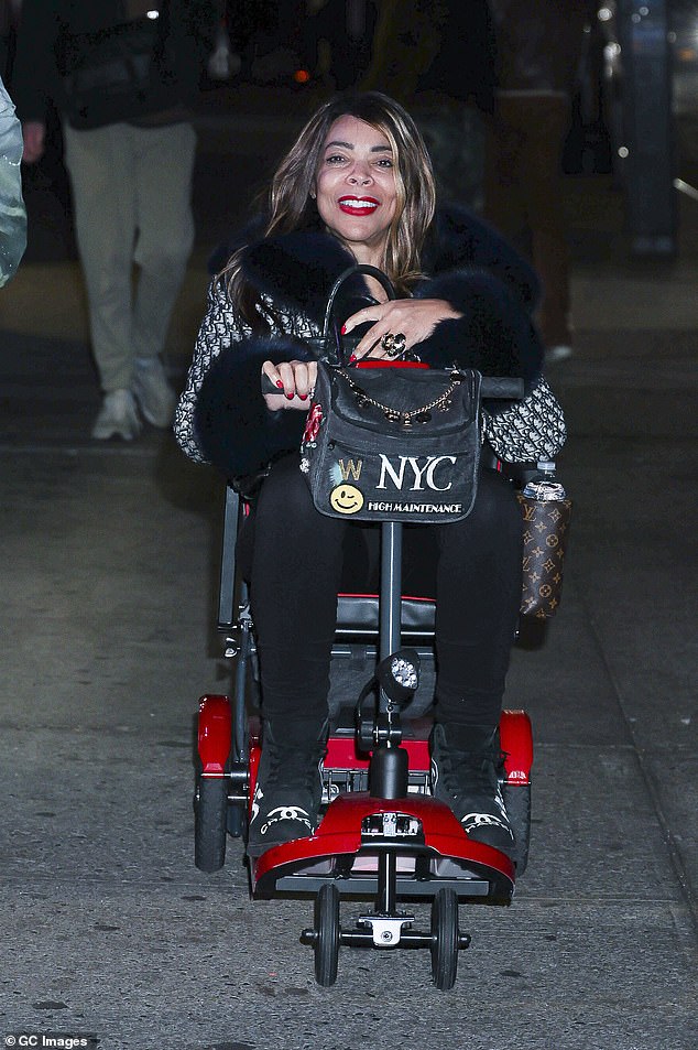 The Emmy nominee, who has been fighting against a court-ordered guardianship, and often uses a motorized scooter to get around but was able to arrive and leave on her own two feet at Saturday's dinner