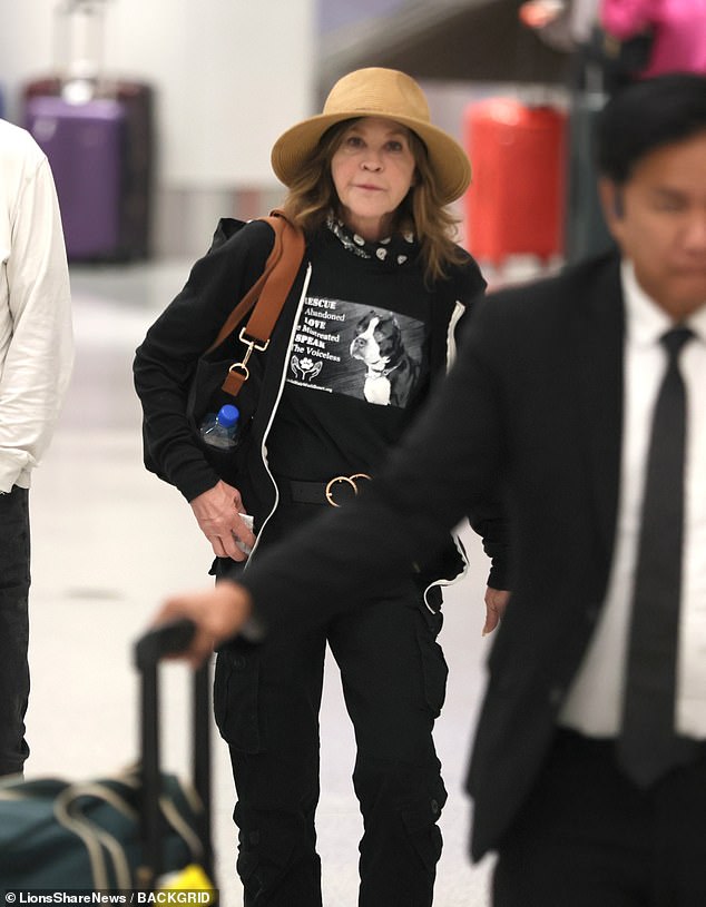 Blair kept a low profile as she headed out of the airport