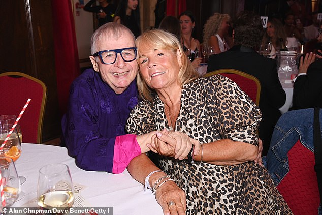 Celebrity pals Linda and Christopher were in great spirits as they caught up
