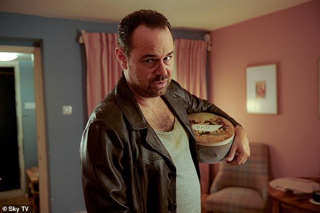 Dyer plays Lee in the series, an alpha male with a prescription drug addiction (pictured in the show's first series)