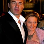 He was born into a life of privilege, but behind the scenes Julian McMahon's family was fractured. Pictured with his sister Melinda, 58, in 2005