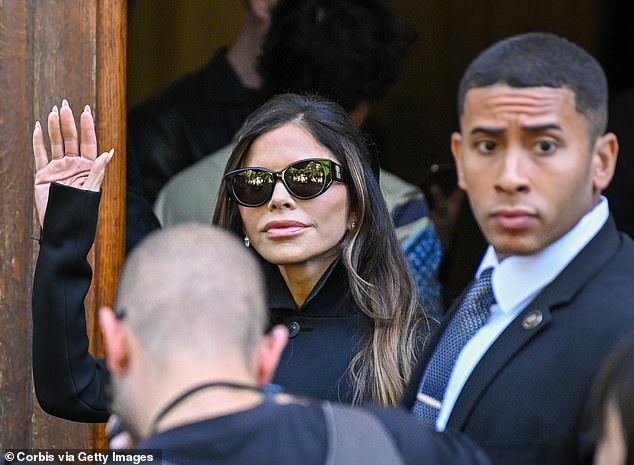 The American singer was joined by close friend Lauren Sánchez (pictured) and the newly married presenter's inner-circle of celebrity friends