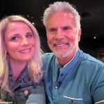 Actor Lorenzo Lamas has filed for divorce from wife Kenna Nicole on Tuesday, apparently bringing his sixth marriage to an end