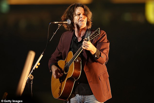 Bernard Fanning has shared a sweet tribute to his 'old friend and mentor' who suddenly died