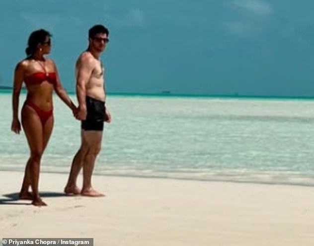 This comment was hilarious: 'Now that’s a love island I would watch!'
