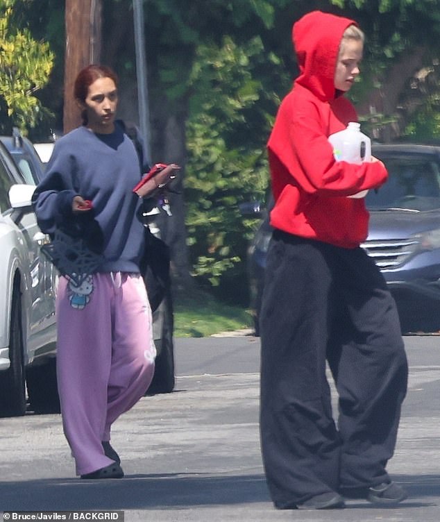 The 19-year-old dancer-choreographer was joined by her rumored girlfriend Keoni Rose