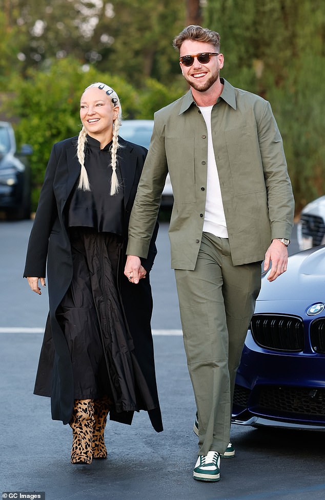 Sia sparked romance rumours with a very unlikely reality star as the pair were seen grabbing dinner together in Los Angeles on Saturday