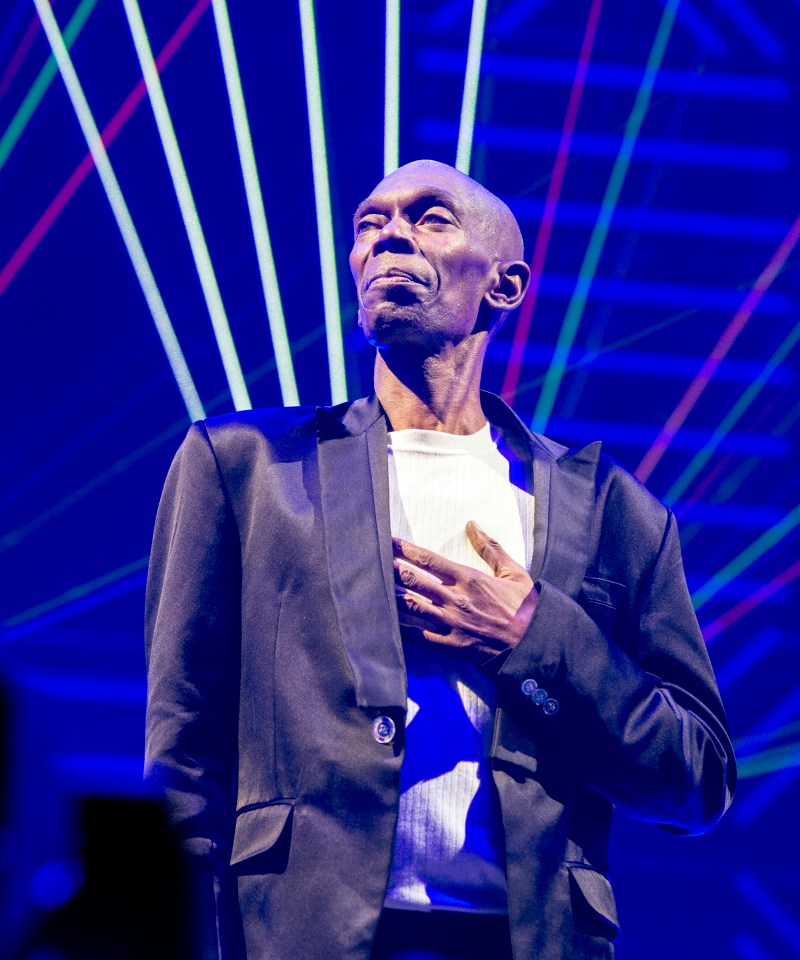 Maxi Jazz of Faithless performing on stage.
